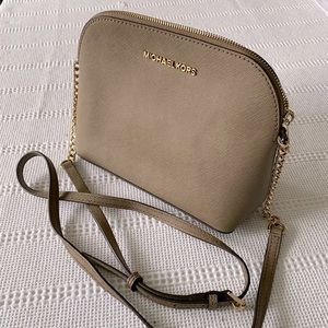 Michael Kors cross body - like new